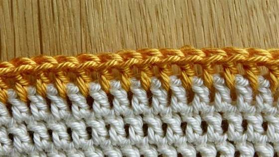 Versetztes Stäbchenmuster häkeln