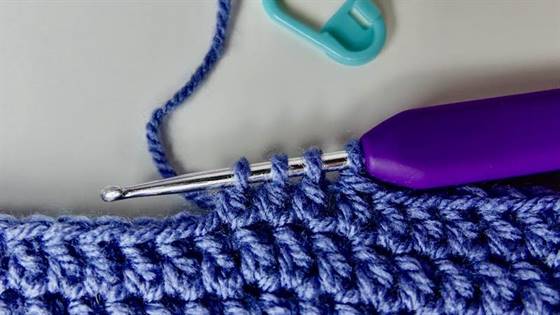 Abnahmen am Rand der Handpuppe