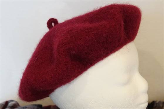 DIY-Baskenmütze aus Filzwolle