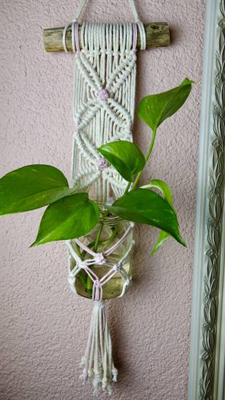 Makramee Blumenampel rosa