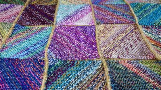 Patchworkdecke zusammenhäkeln