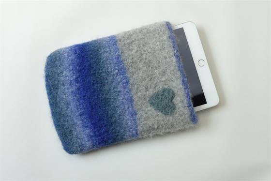 Kleine Tablet-Hülle aus Filzwolle